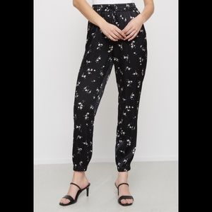 Dynamite| Satin Pants with tie